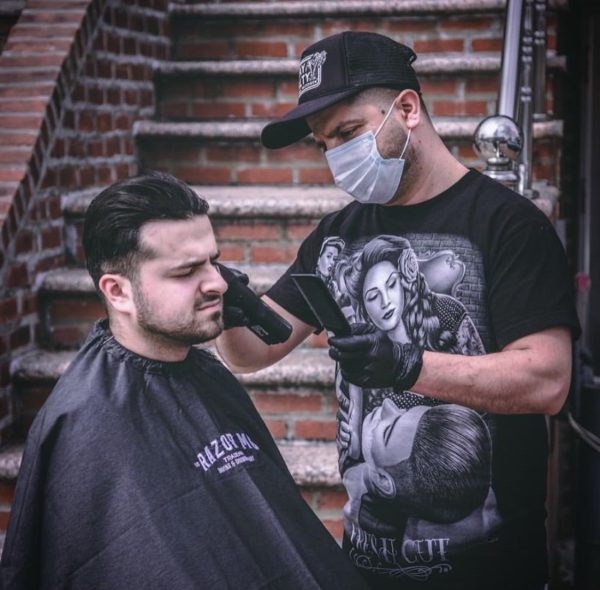 Barbershop Cape - Gun Metal by BarberStrong